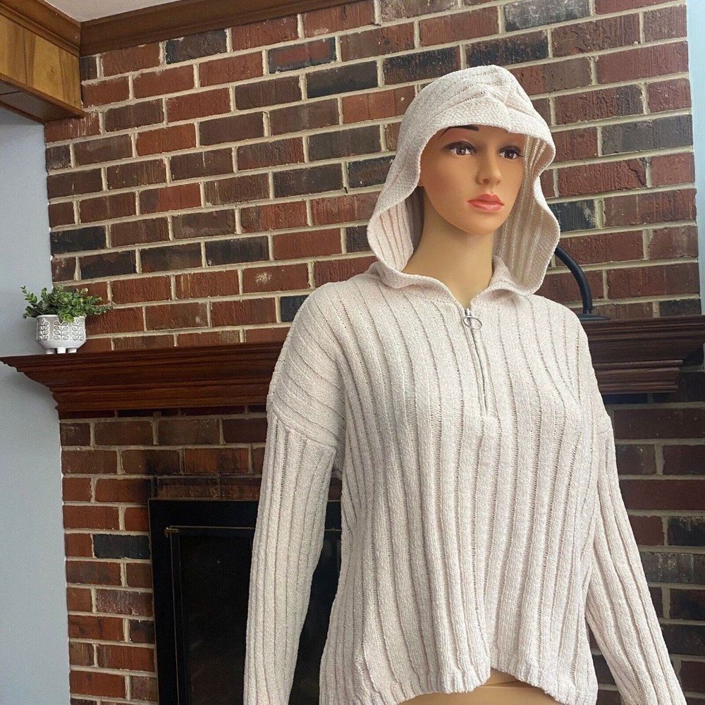 Pink Republic‎ Women's Sweater size M Half Zip Beige Hoodie Comfort Long Sleeve